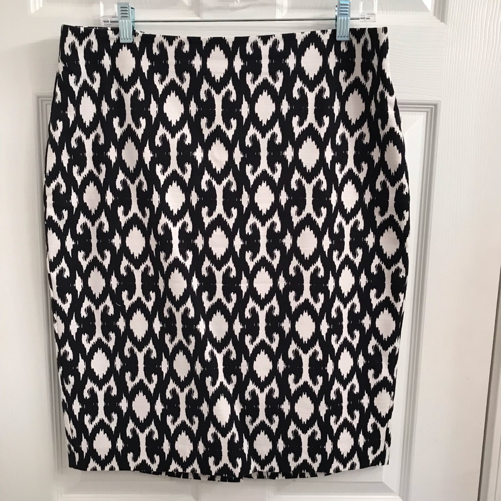 ANN TAYLOR Factory Skirt Ikat Pattern Size 12
